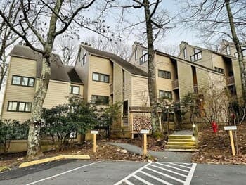 Eagles Condo Walk to Slopes