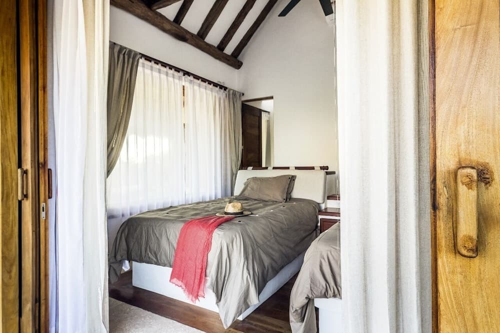 DK Luxury Ocean Front Villas - Adults Only by Baleine Group