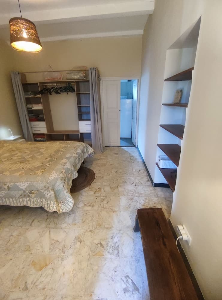 Chez Laurette Murato