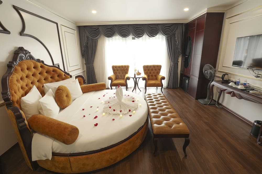 Royal Văn Phú Hotel