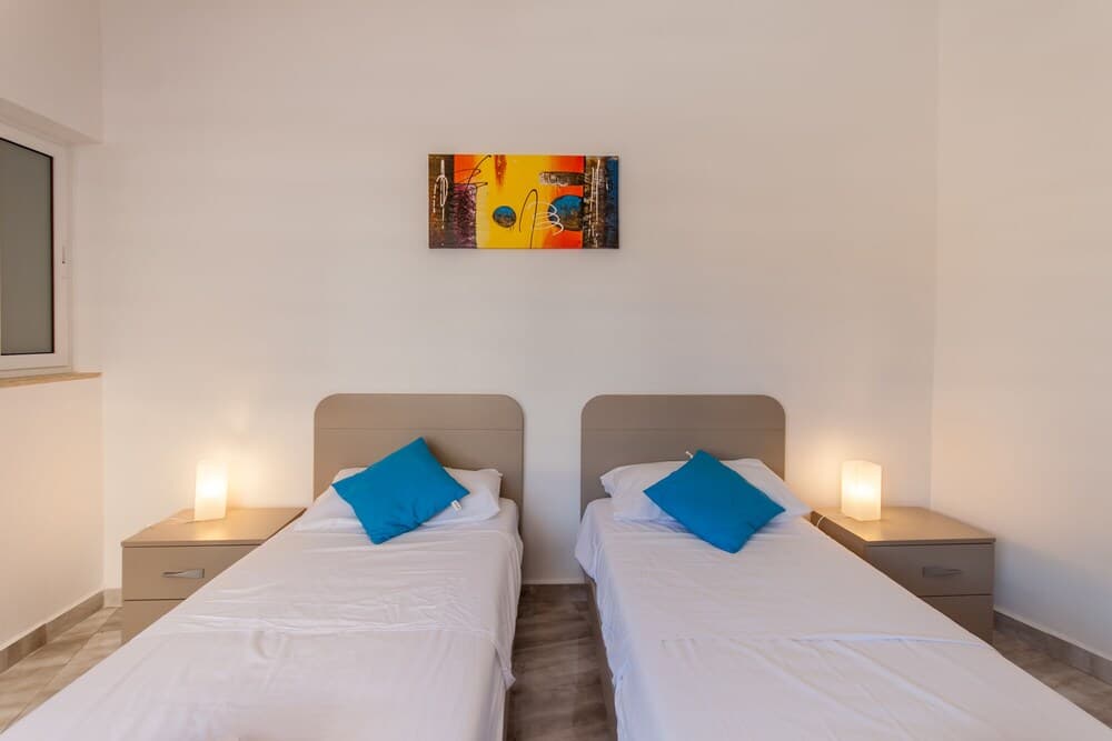 Kalkara - Modern 2 Bedrooms Apt Nb 1