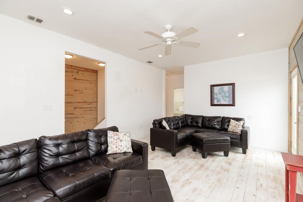 Keeper Red - Bay Views With Private Boat Dock