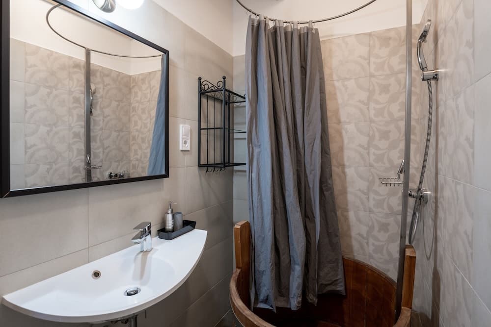 Oszter House With Pool