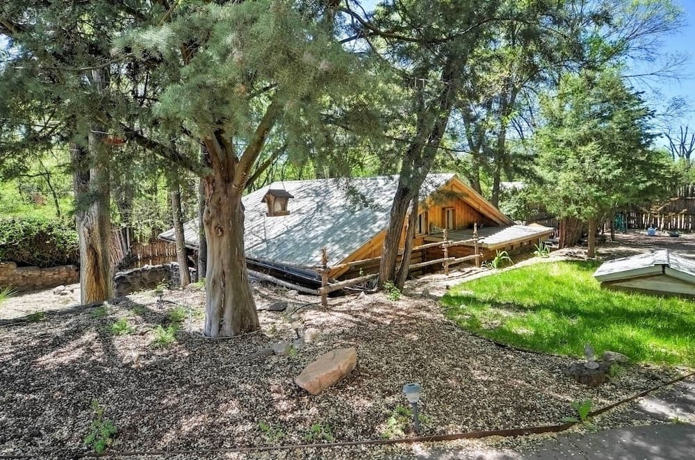 Charming Santa Fe Studio Cabin w/ Patio & Yard!