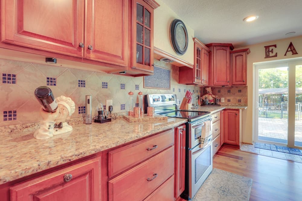 Sarasota Getaway w/ Private Pool & Backyard Oasis!