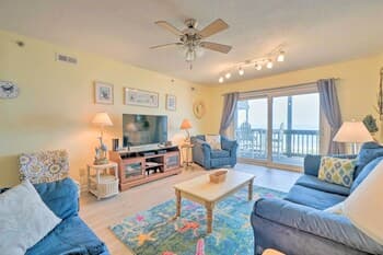 Oceanfront North Topsail Beach Condo w/ Pool!