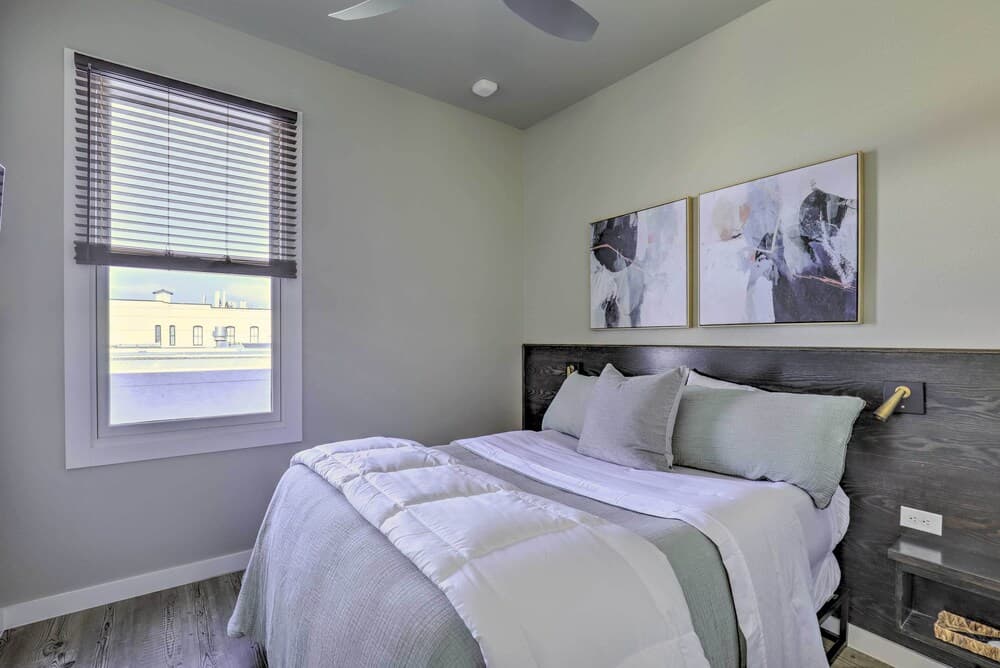 Stylish San Marcos Apt in the Heart of Dwtn!