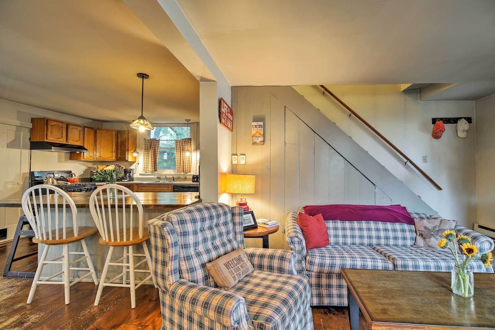 Northville Lakefront Escape w/ Deck: Walk to Lake