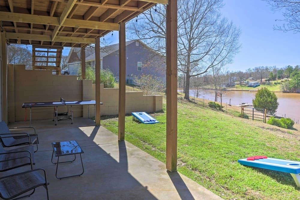 Pet-friendly Lakefront Retreat w/ Deck & Dock