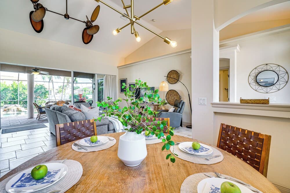 Spacious Oasis w/ Lagoon Pool & Spa in Cape Coral!