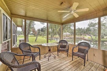 Fishermans Paradise: Rockport Home With Patio!