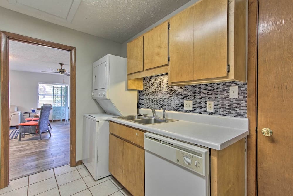 Bayfront Panama City Studio Near Tyndall Afb!