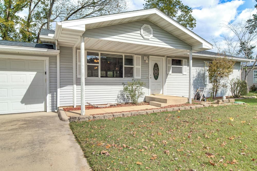 Troutfest: Anglers Retreat on White River w/ Deck