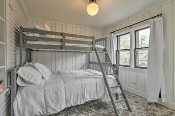 Charming Oak Park Home w/ Private Fire Pit!