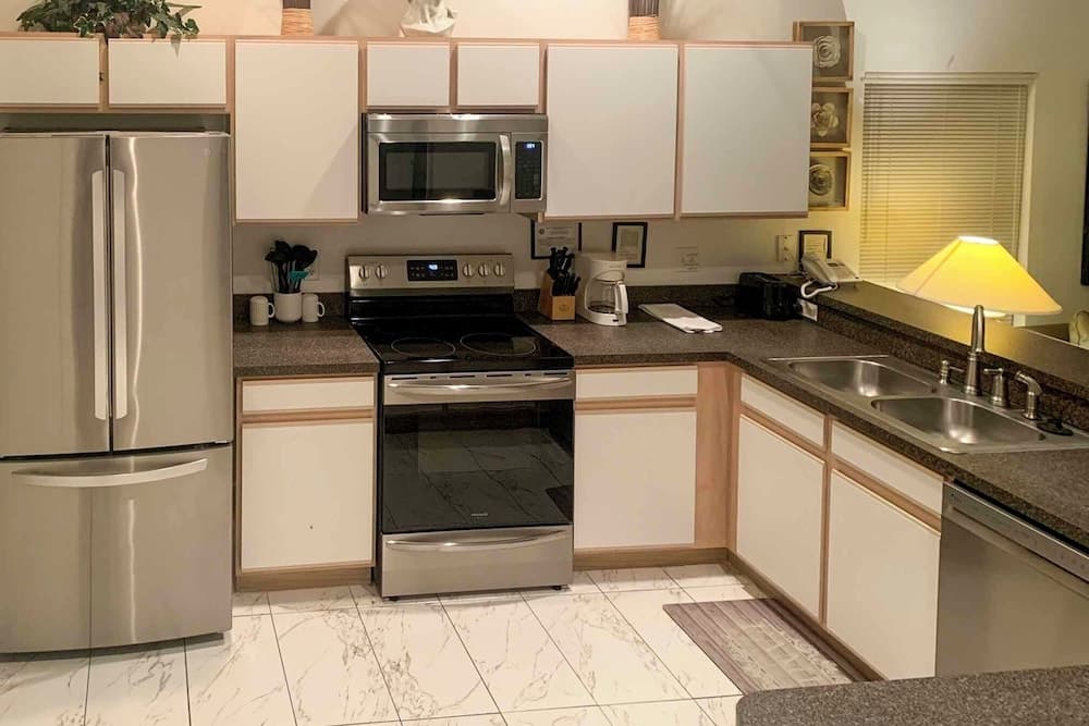 Spacious Home w/ Pool, 10 Mi to Disney!