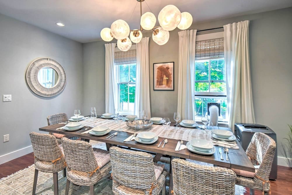 Hot Tub + Walk to Lakeside Dining: Meredith Home!