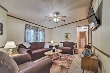 Cozy Cosby Home ~ 5 Mi to Great Smoky Mtns NP