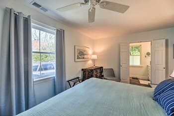 Bright Beaufort Getaway w/ Waterfront View!