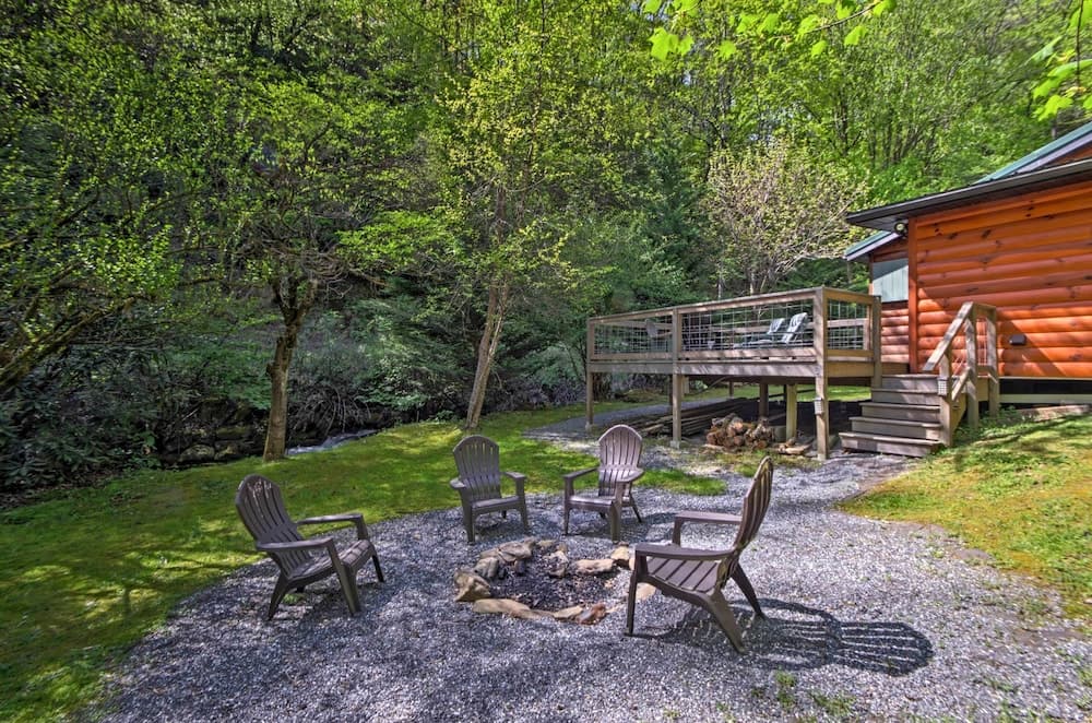 Cabin by Bold Creek: Book Now for Polar Express!