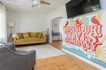 New! Charming St Louis Home: 8 Mi to Downtown!