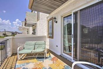 Brigantine Retreat w/ Balconies - Walk to Beach!