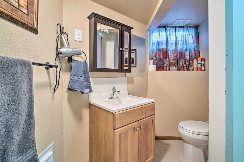 Richland Apartment - Walk to Columbia River!