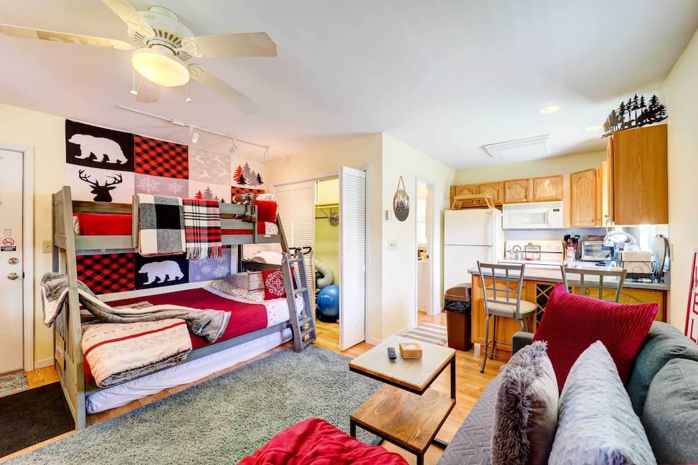 Banner Elk Studio ~ 1 Mi to Sugar Mountain!