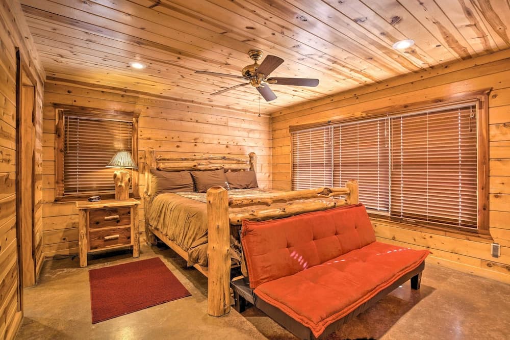 Spacious Broken Bow Cabin w/ Hot Tub & Playground!