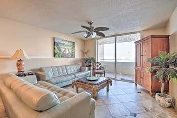 Hudson Resort Condo w/ Gulf Views & Beach!