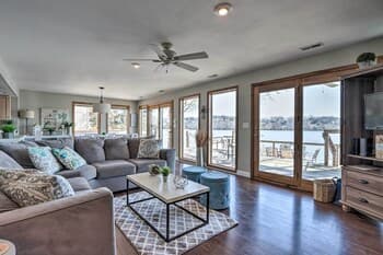 Sunrise Beach Retreat on Lake of the Ozarks!