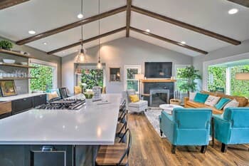 Chic Vancouver Cottage: 1 Mile to Main Street