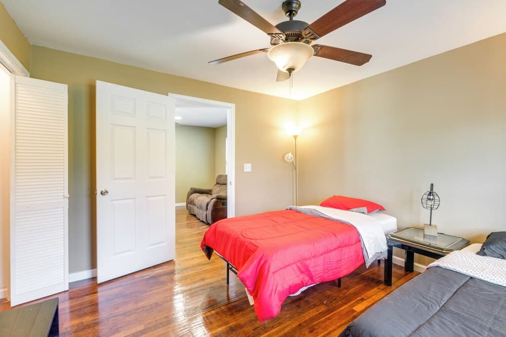 Pet-friendly Victoria Home - Kayak, Fish & Golf!