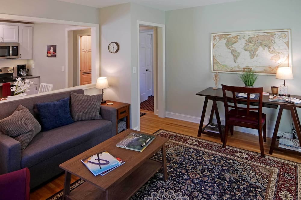 Minneapolis Area Apartment, 8 Mi to Downtown!