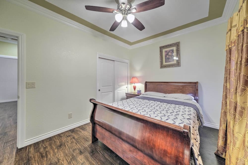 Manteca Home w/ Gated Yard ~ 2 Mi to Downtown