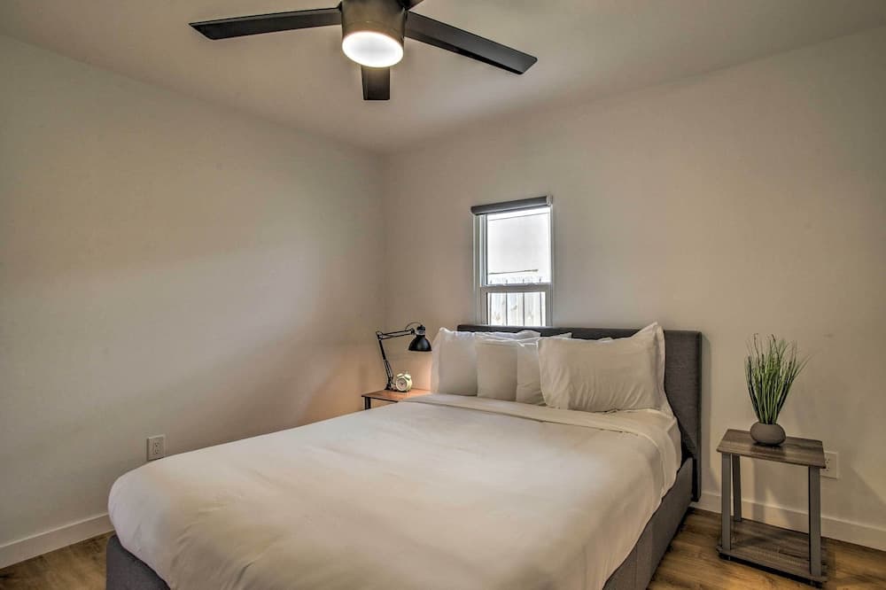 Modern Home w/ Shared Pool in Fort Lauderdale!