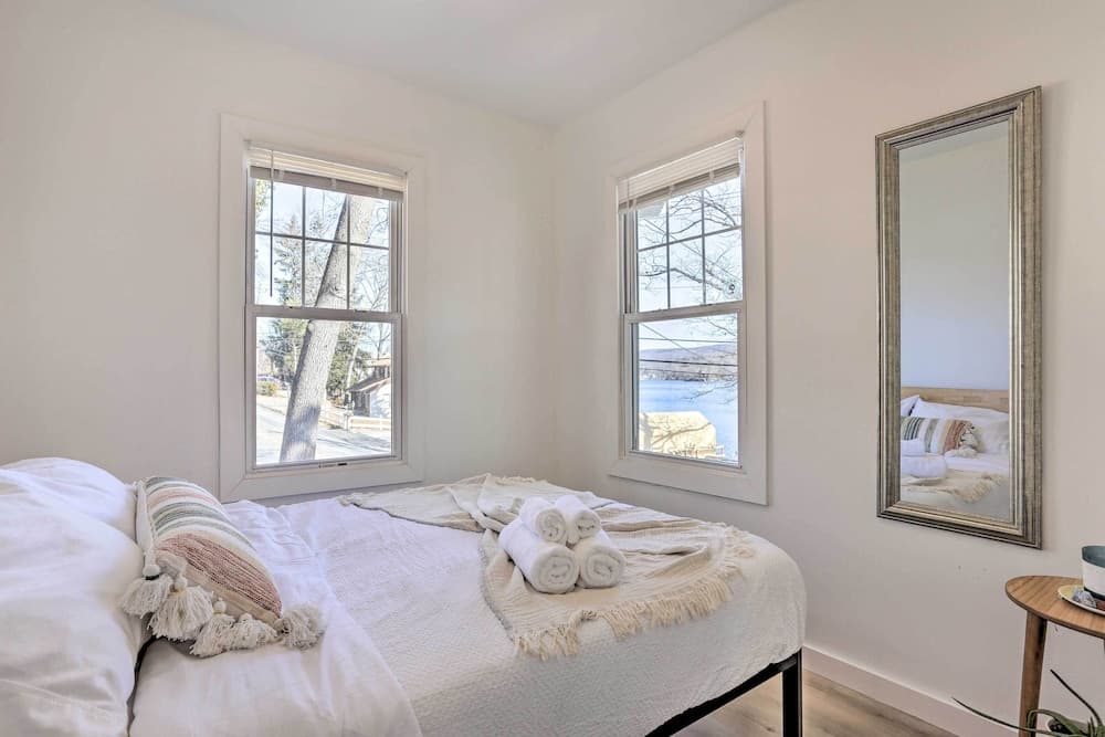 Greenwood Lake Cottage w/ Grill & Lake Access