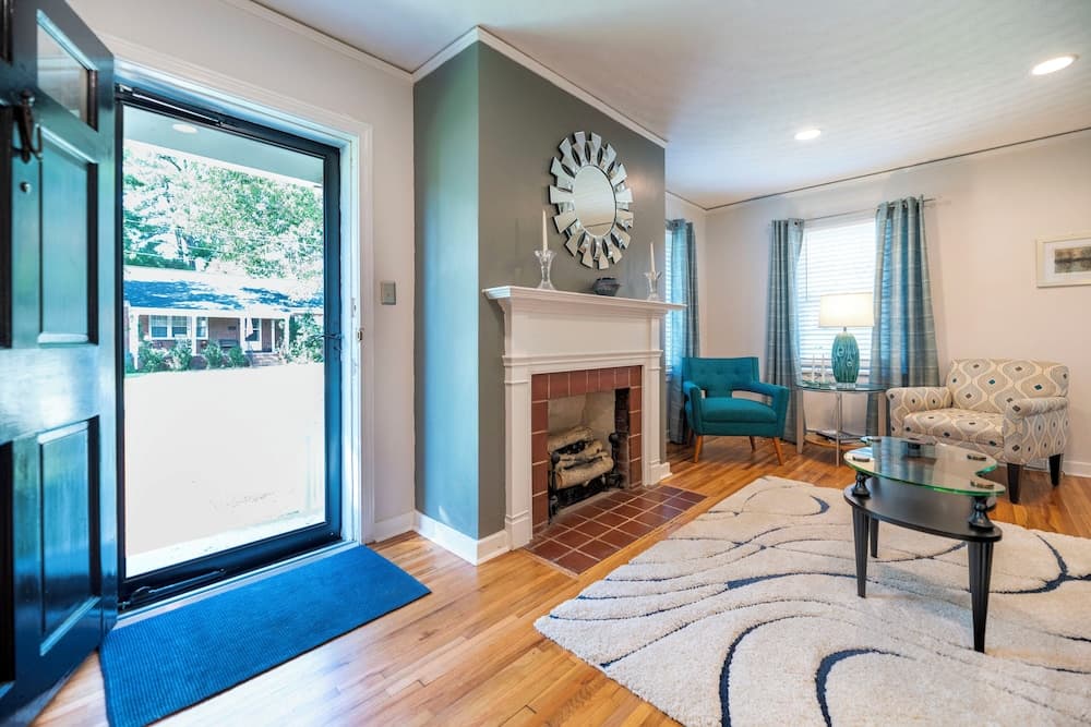 Waterfront Edenton Bay Cottage - Walk to Dtwn