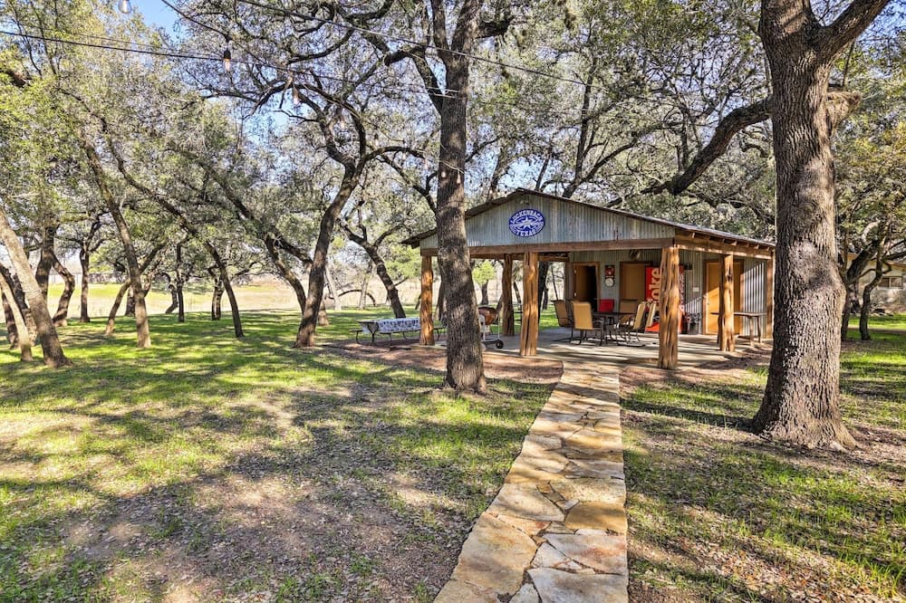 Blanco Riverfront Historic Home, 3 Mi to Downtown!