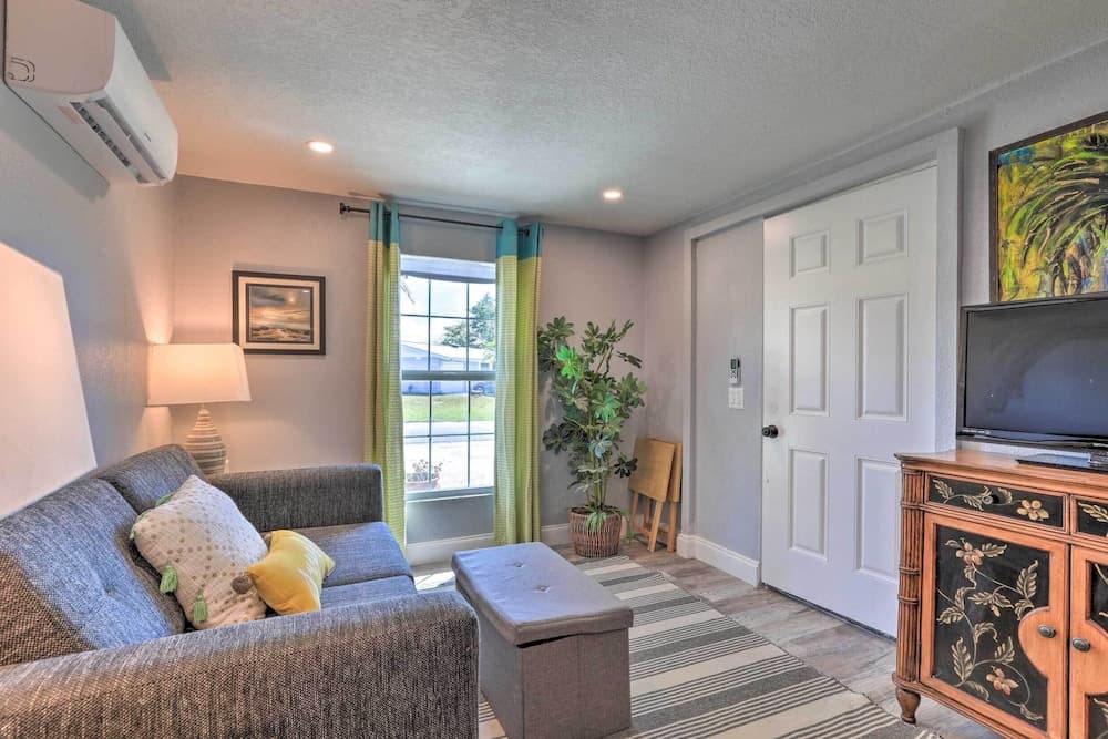 Cozy Bradenton Vacation Home - 7 Mi to Beach