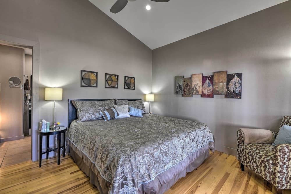 Serene Mountain Retreat w/ Deck & Mtn Views!