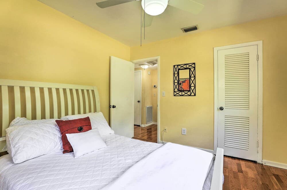 Lakeland Home w/ Large Backyard ~ 1 Mile From Fsc!