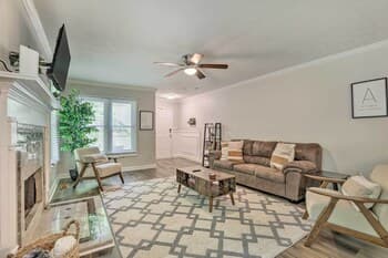 Atlanta Home w/ Fireplace < 7 Mi to Downtown!