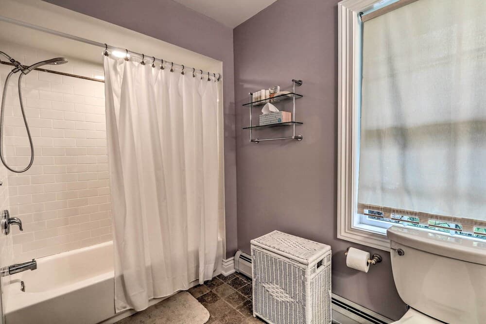 Stunning Bayfront Sandy Hook Retreat: Views & Yard