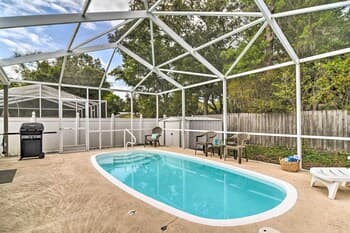 Coastal Getaway w/ Pool: 6 Mi to St Pete Beach!
