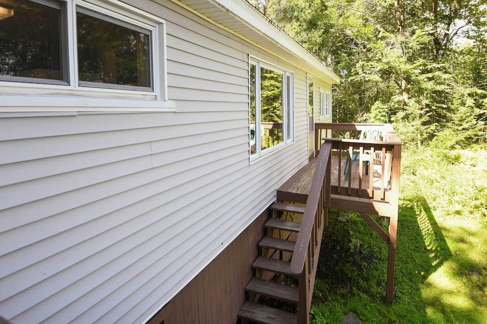 Life on the Lake With Private Dock & Fire Pit!