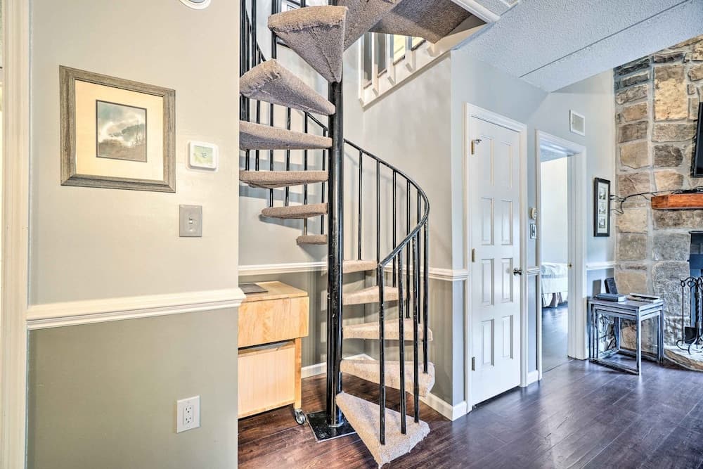 Cozy Gatlinburg Condo ~ 2 Mi to National Park!