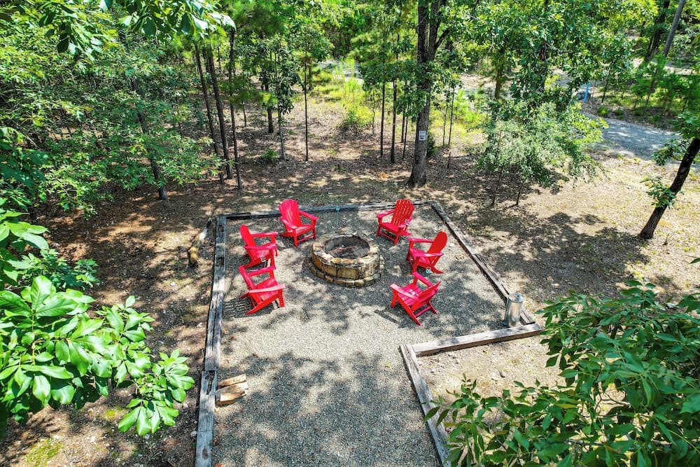 'penny Lane Lodge' Broken Bow Cabin < 6 Mi to Lake