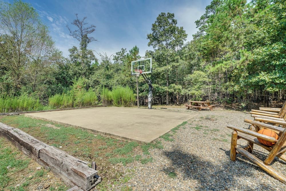 'penny Lane Lodge' Broken Bow Cabin < 6 Mi to Lake