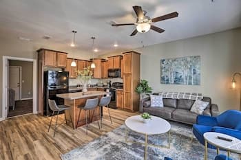 Ideally Located & Elegant Condo w/ Balcony!