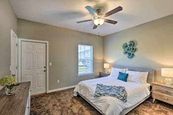 Ideally Located & Elegant Condo w/ Balcony!